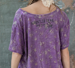 Magnolia Pearl Nectar Floral T in Agate