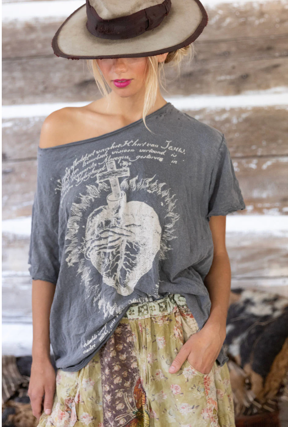 Magnolia Pearl Faithful Heart Tee