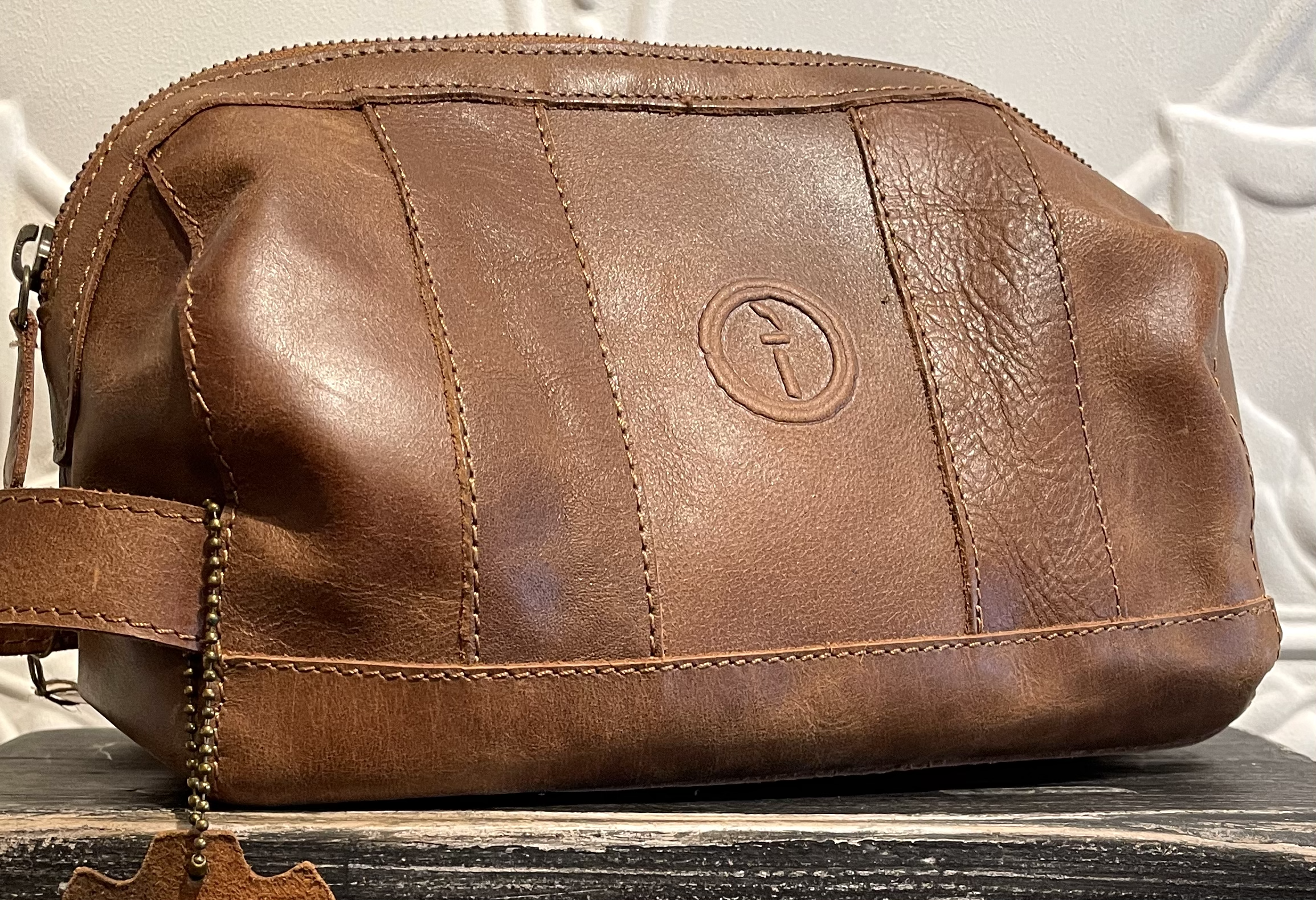 leather toiletries bag
